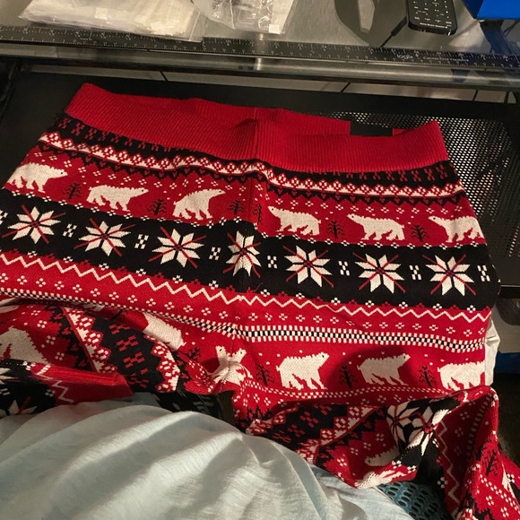 NWT Torrid Full Length Signature Waist Sweater Polar Bear Legging Size 2 (2X) - Picture 3 of 13